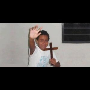 Meet your Posher, Luis